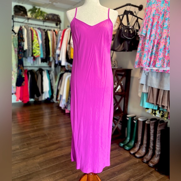 NWT Loft Slip V-Neck Maxi Dress in Magenta - Picture 1 of 6